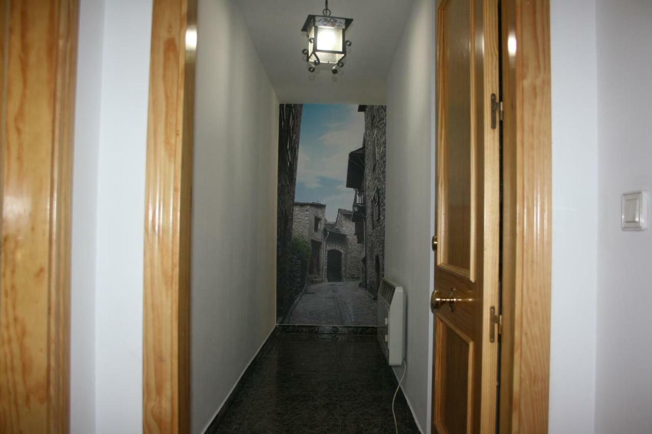 Apartamento Ésera Dos Catedrales Villanova Exterior foto