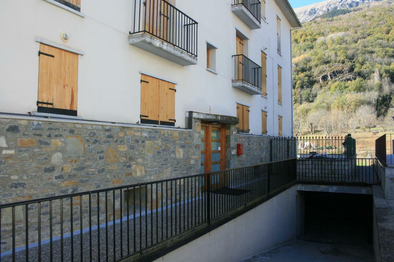 Apartamento Ésera Dos Catedrales Villanova Exterior foto