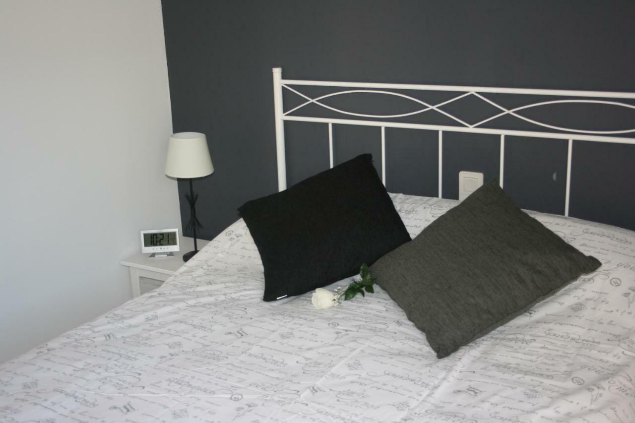 Apartamento Ésera Dos Catedrales Villanova Exterior foto